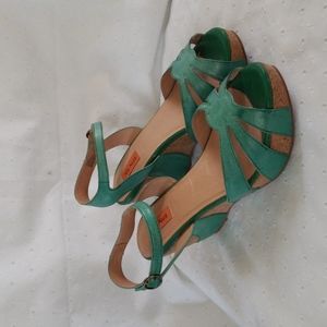 MIZ MOOZ YANCY SANDALS SIZE 9